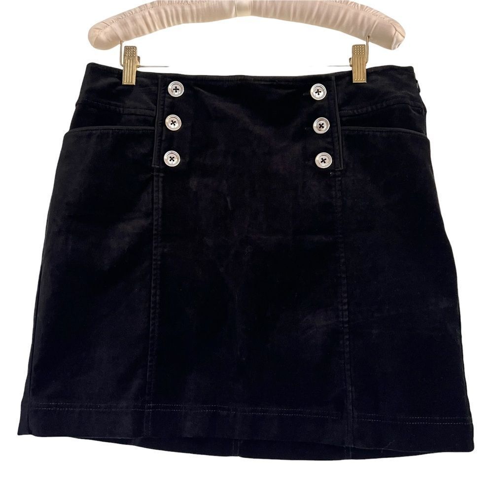White House Black Market Black Velvet Skirt Gold Tone Buttons Size 4 NWOT